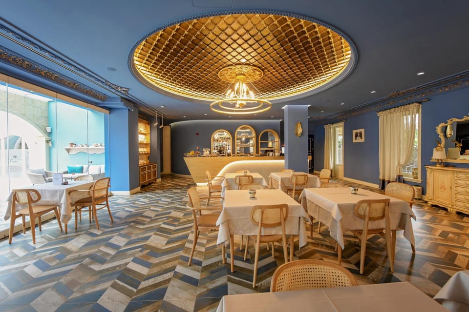 Bar/lounge