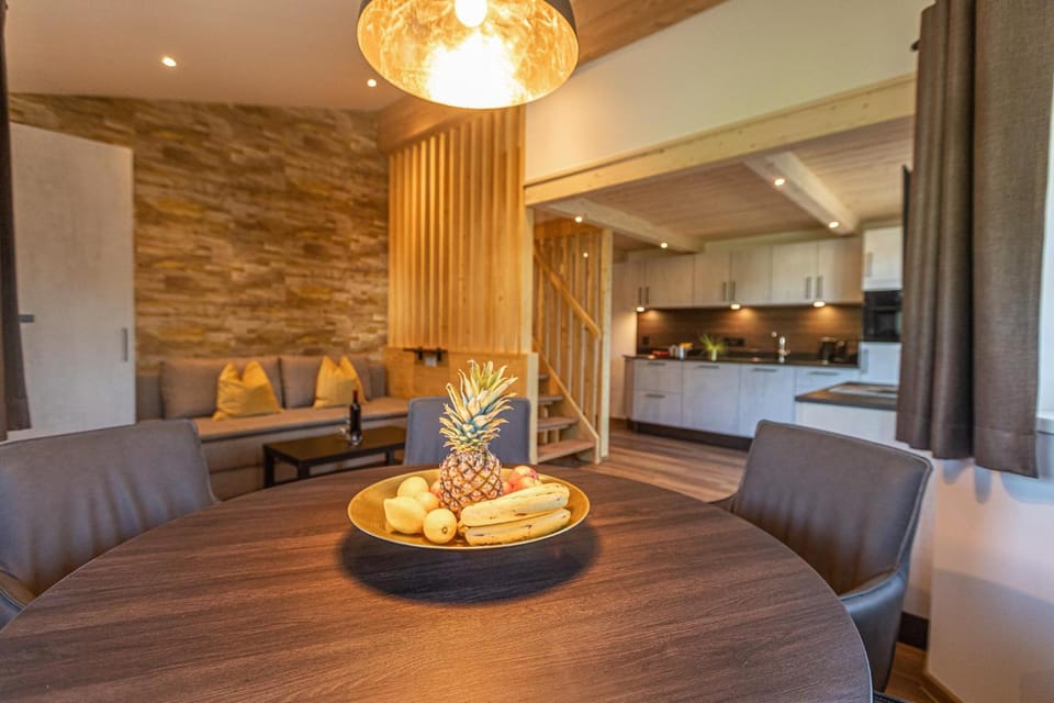 Tevini Boutique Suites by we rent Hotel in Zell am See