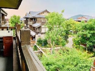Yibaisui Inn Hotel in Suzhou
