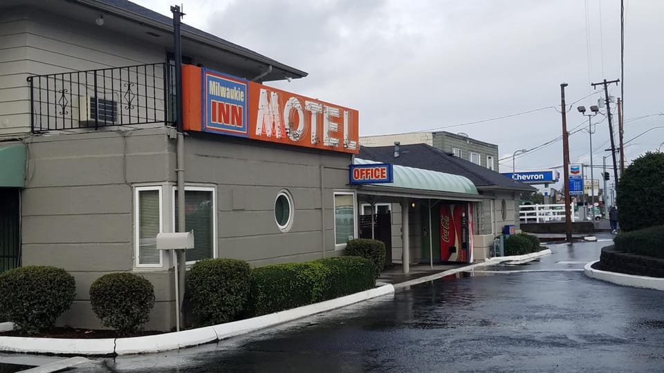 Milwaukie Inn Portland South Motel in Clackamas County