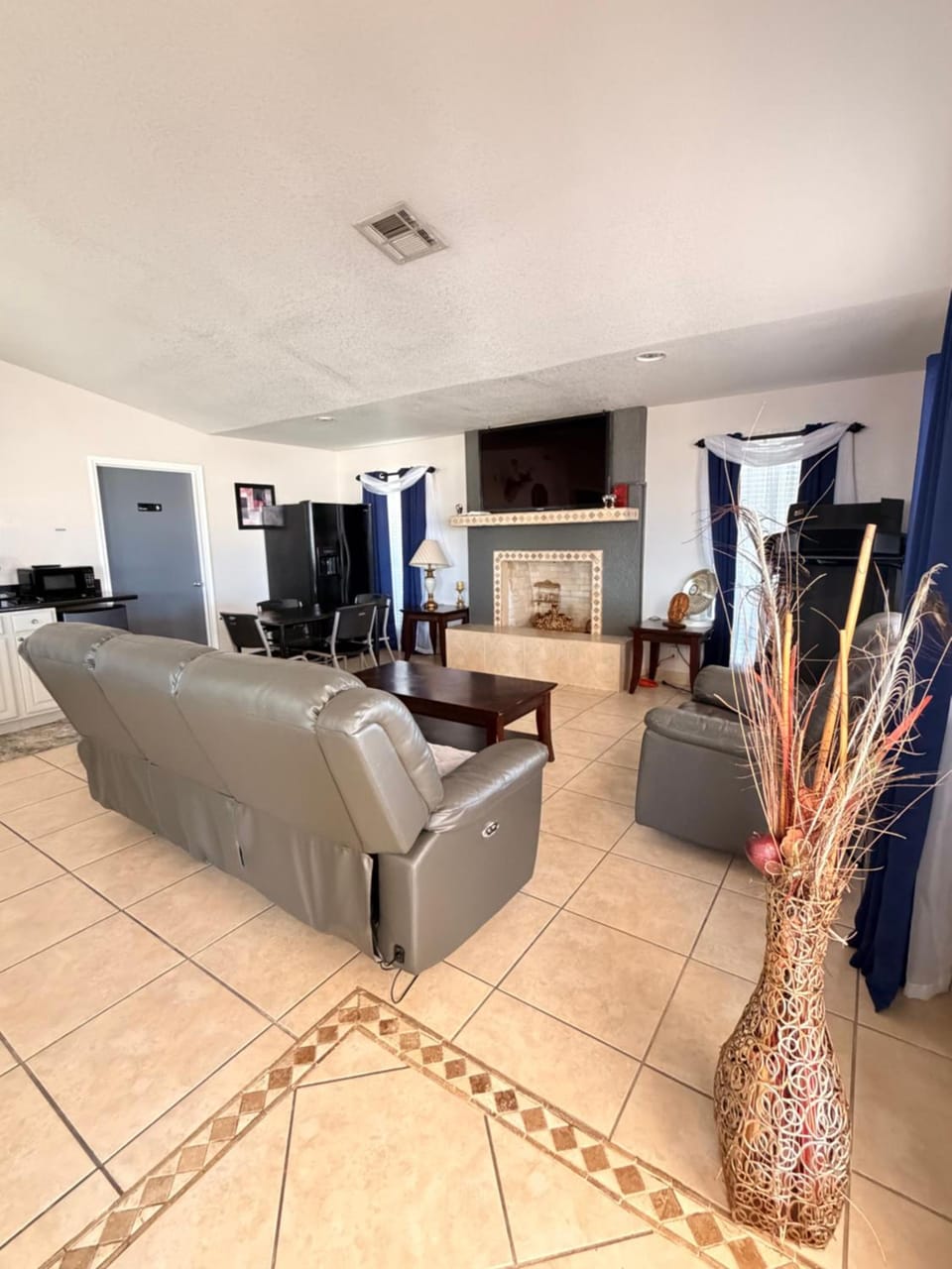 Royal Inn Pearsall Motel in Texas