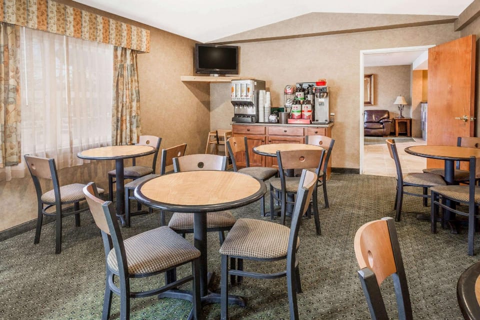 Ramada by Wyndham Frisco Hotel in Frisco