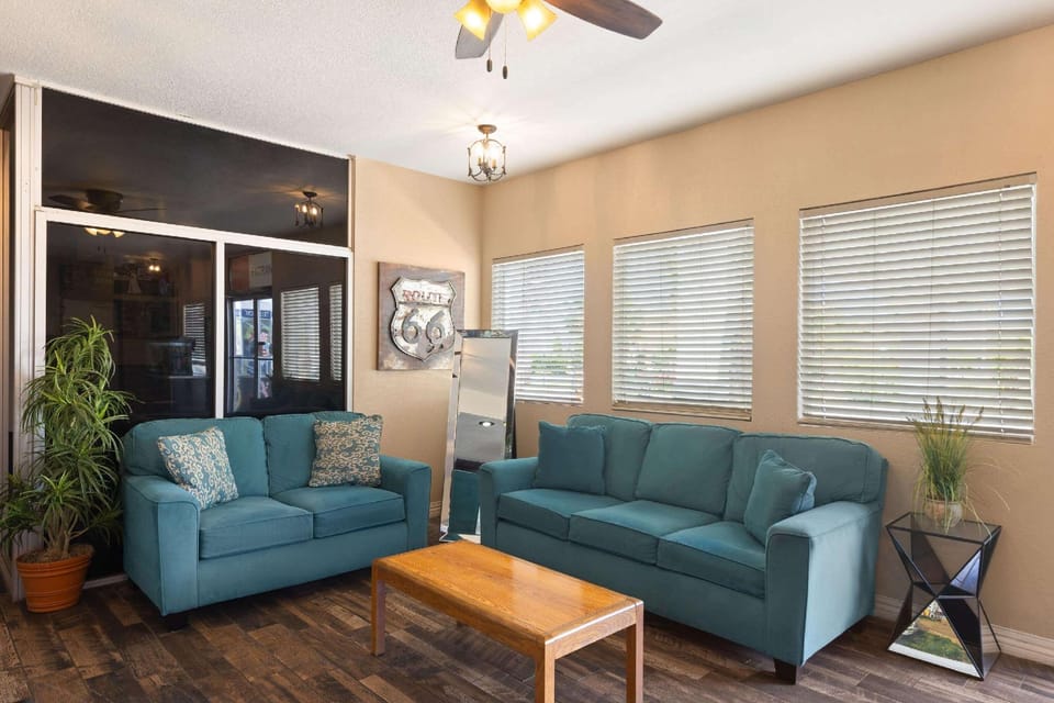 Ramada by Wyndham Kingman Hotel in Kingman