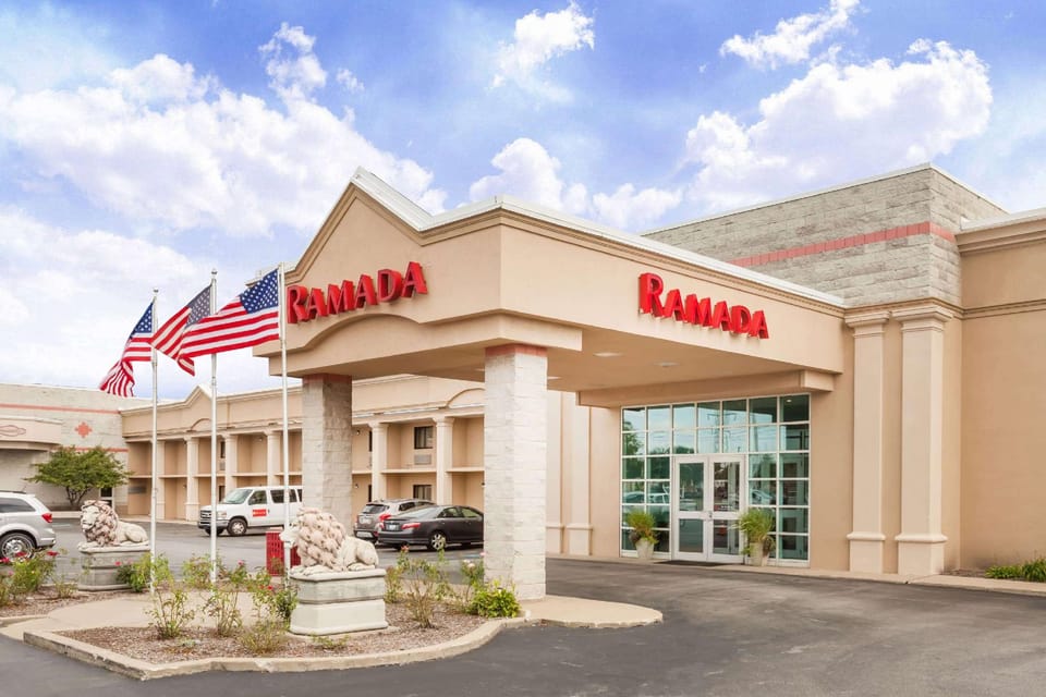 Ramada Hotel & Conference Center by Wyndham Hammond Hotel in Hammond