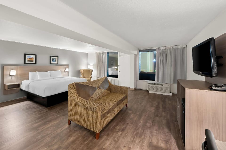Suite room