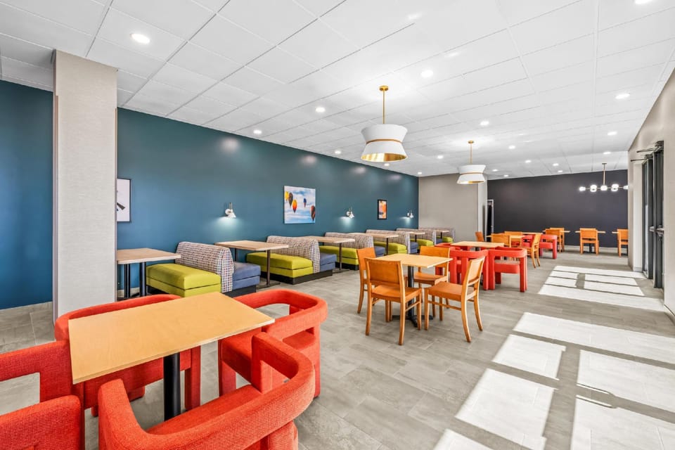 Sonesta Select Hotels Statesville Hotel in Statesville