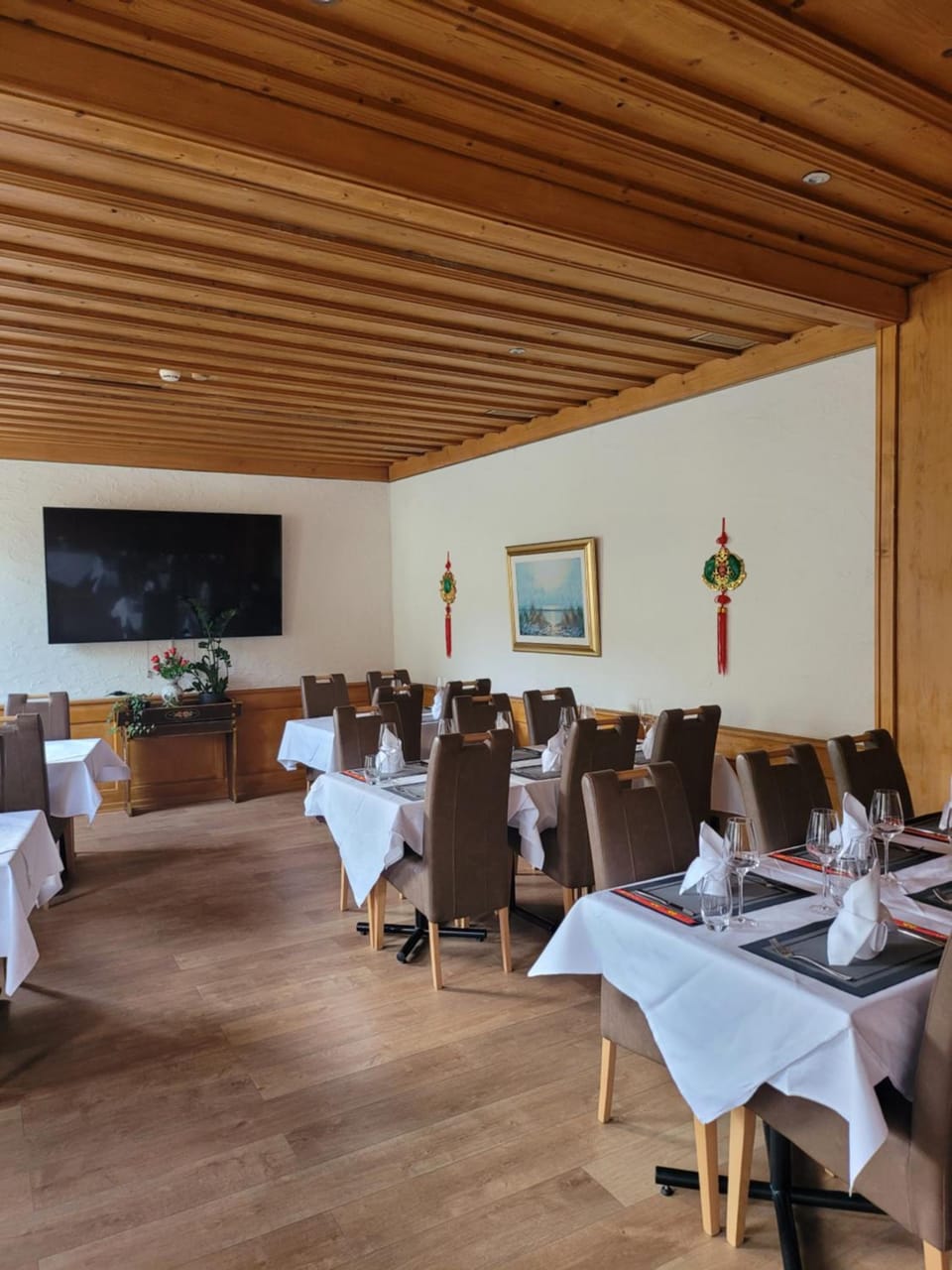Dinh Residence Hotel in Saanen