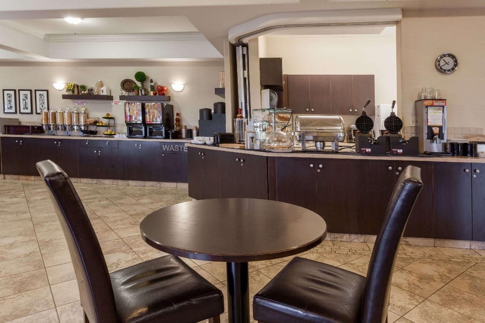 Ramada by Wyndham Westlock Hotel in Alberta