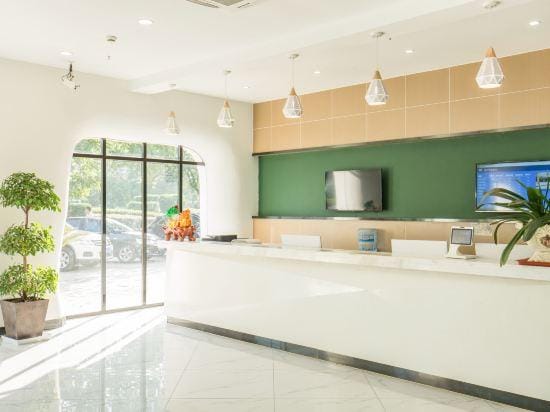 Heng 8 Chain Hotel (Tonglu Xuesheng Road) Hotel in Hangzhou