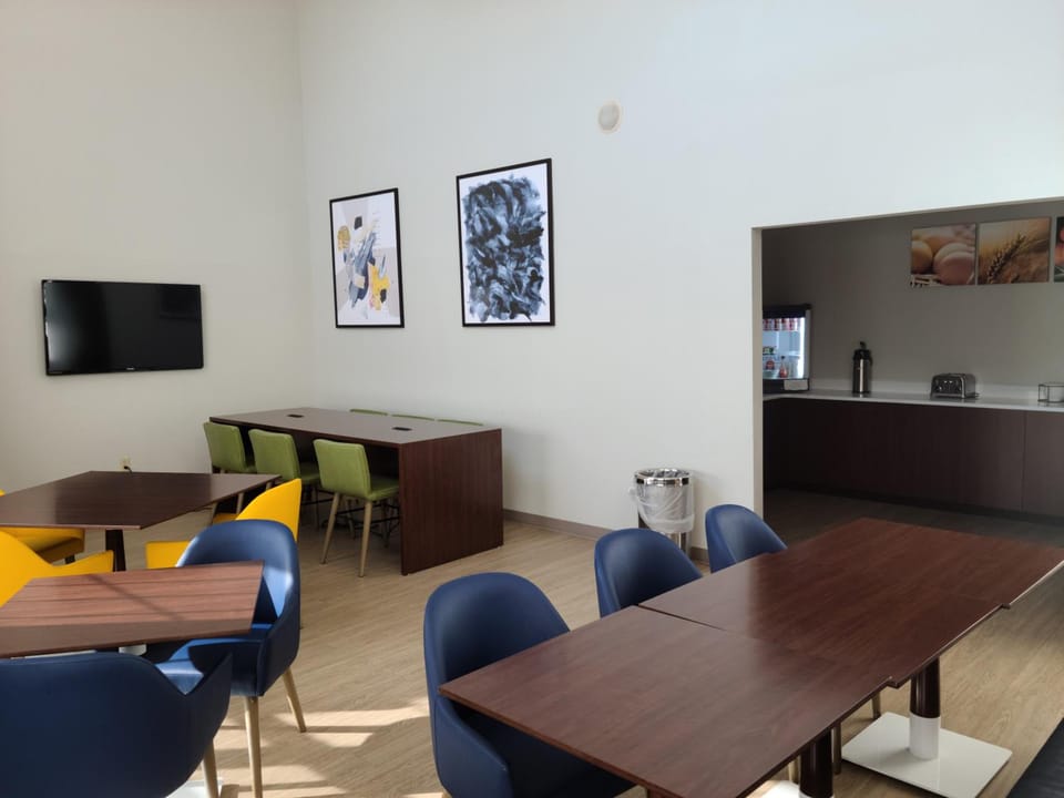 Comfort Inn & Suites Shelbyville Hotel in Shelbyville