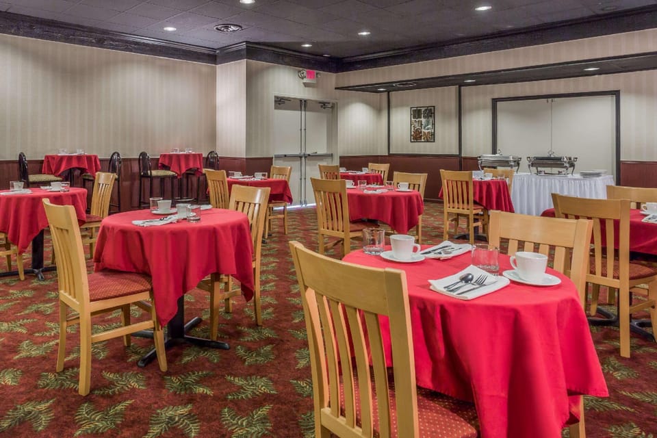 Ramada by Wyndham Triangle/Quantico Hotel in Virginia
