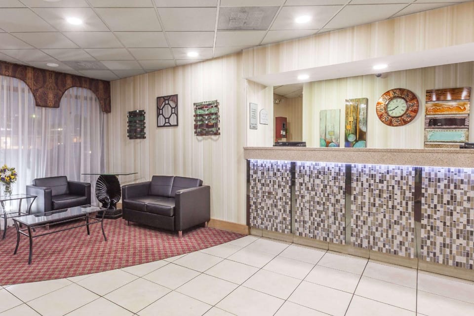 Ramada by Wyndham Lebanon Hotel in Lebanon