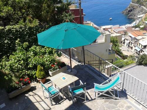 ARIA DI MARE, Manarola - Camere con vista mare! Hotel in Manarola
