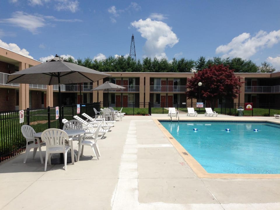 Ramada by Wyndham Wytheville Hotel in Wytheville