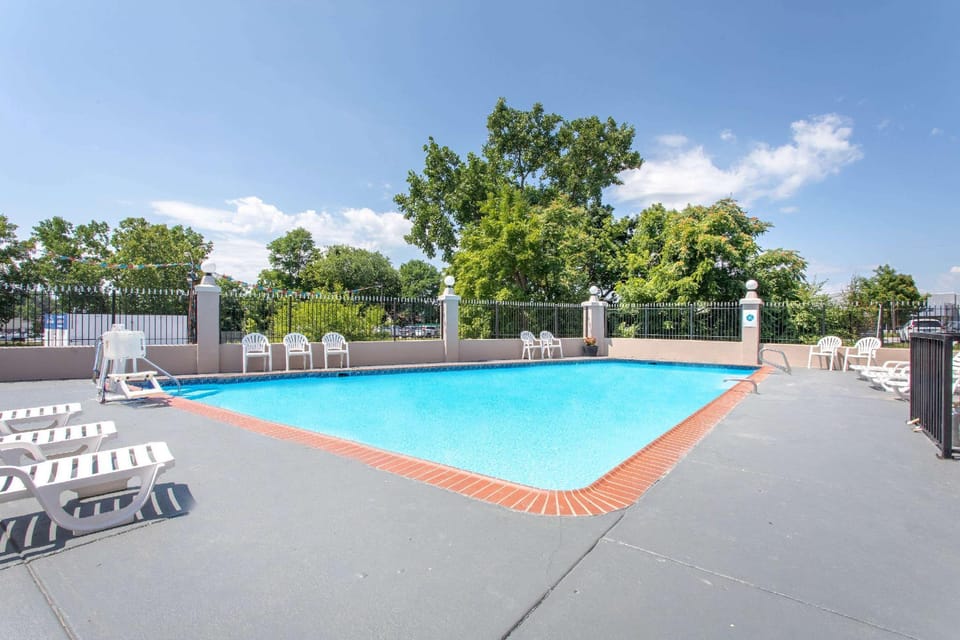 Ramada Limited Cockeysville Hotel in Cockeysville
