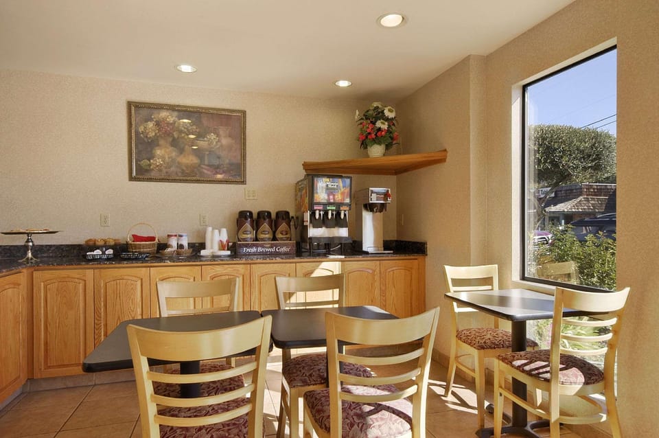 Coffee shop