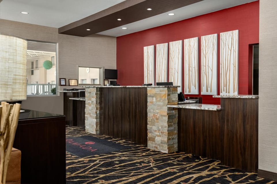 Ramada by Wyndham Grand Forks Hotel in Grand Forks