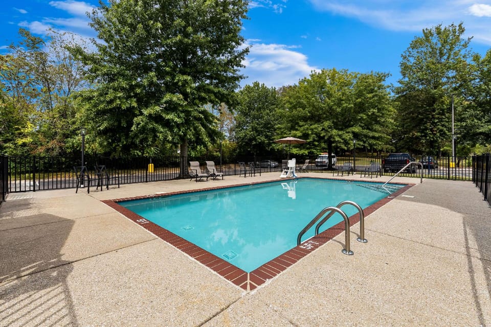 Clarion Pointe Franklin - Nashville Area Hotel in Franklin