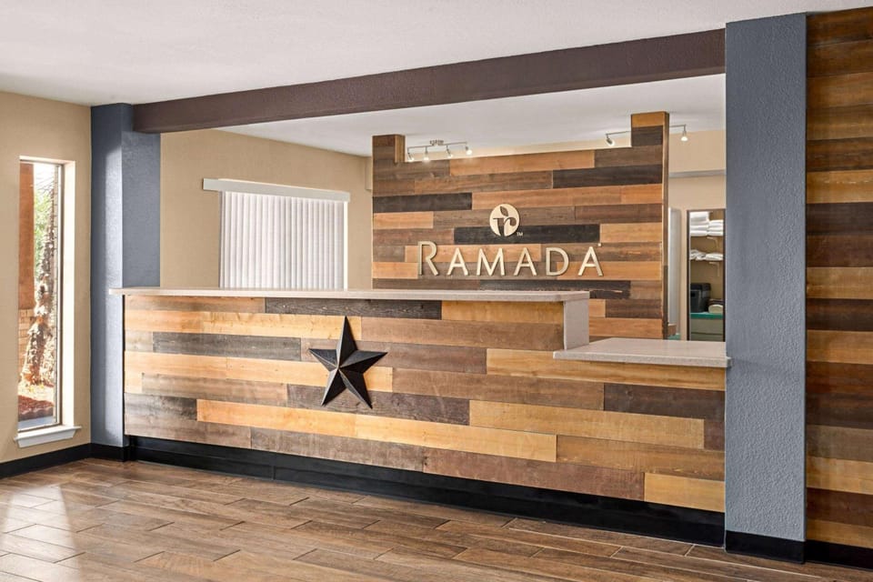 Ramada by Wyndham San Antonio Near SeaWorld/Lackland AFB Hotel in San Antonio