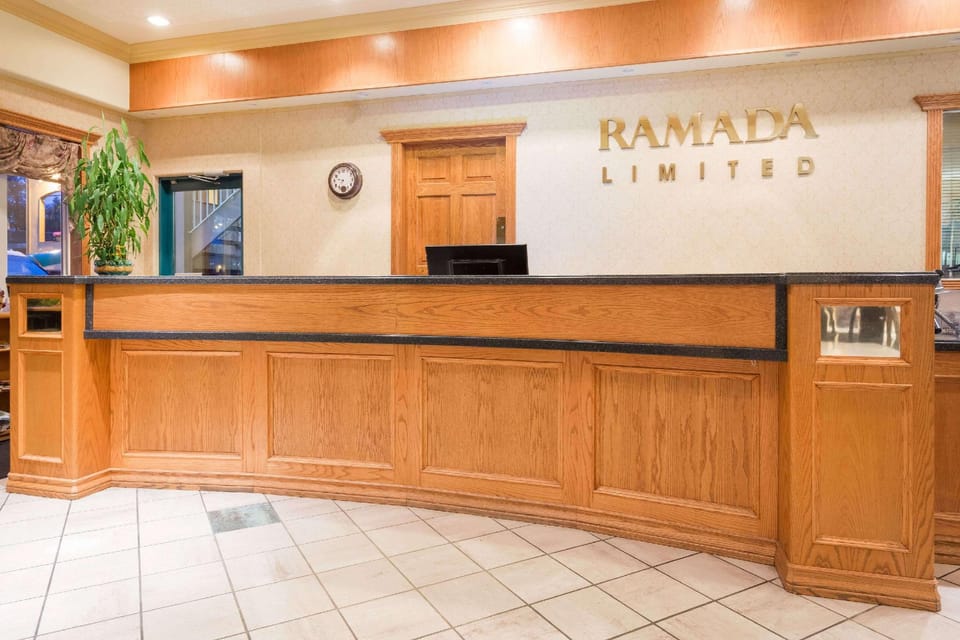 Ramada by Wyndham Quesnel Hotel in Quesnel