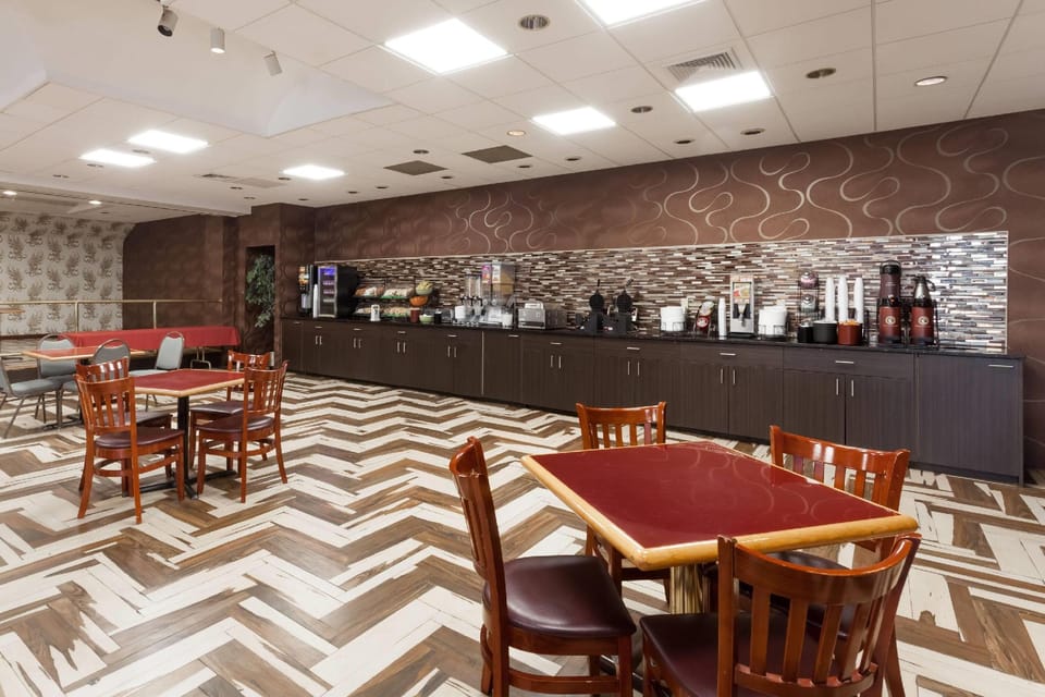 Ramada by Wyndham Newburgh/West Point Hotel in Hudson Valley