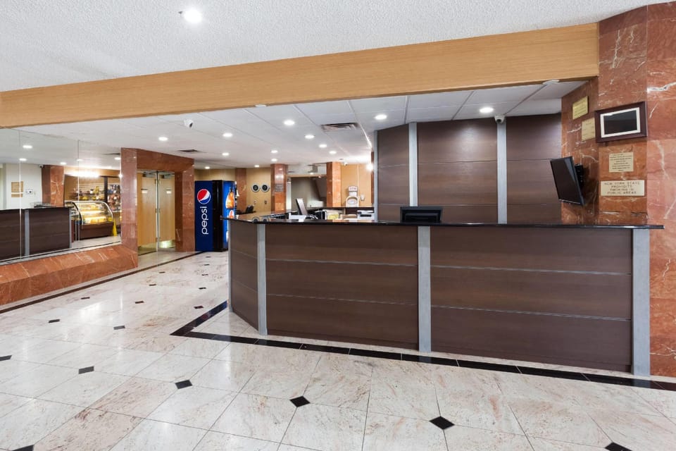Ramada by Wyndham Newburgh/West Point Hotel in Hudson Valley