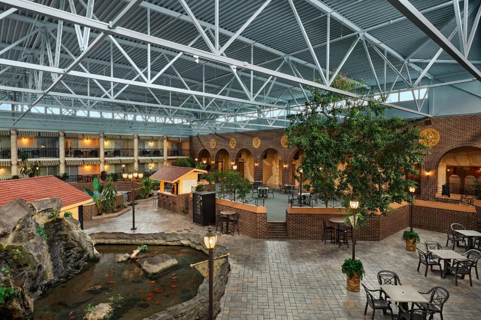 Ramada by Wyndham Fredericton Hotel in Fredericton
