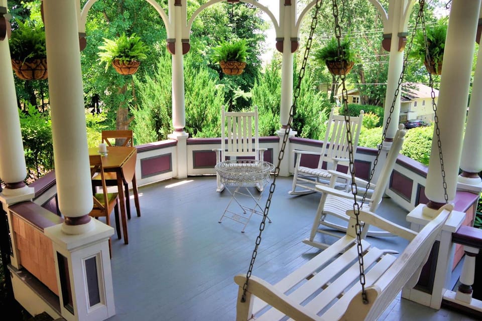Beaufort House Inn Hotel in Asheville