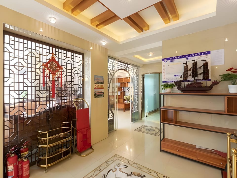 Shell Hotel Ma'anshan Hanshan County Huanfeng Bei Road City Center Hotel in Jiangsu
