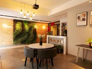 GreenTree Apartment Shanghai Zhongshan Bei Road Hotel in Shanghai