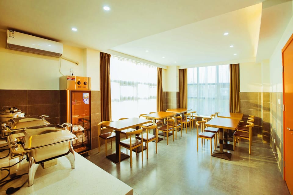 Shell Hotel Suzhou Kunshan Zhoushi Town Jinlong Road Huangpu Jiayuan Hotel in Suzhou