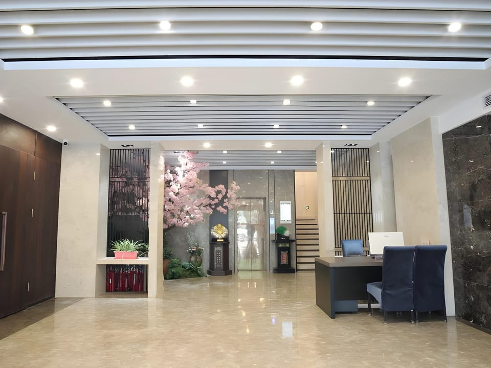 Green Tree Inn Express Danyang Wuyue Square Railway Station Hotel in Jiangsu