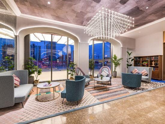 Mercure Yanan Downtown Hotel in Shaanxi