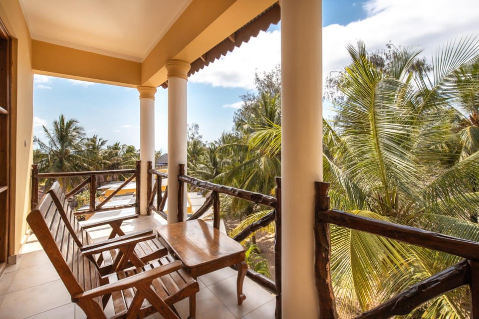 Sunset Bungalows Kendwa Hotel in Kendwa