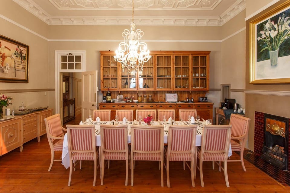Bakenskraal Ostrich Palace Hotel in Western Cape