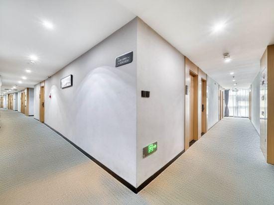 Shankee Hotel (Hangzhou Binjiang Baolong Weiye Road Subway Station) Hotel in Hangzhou
