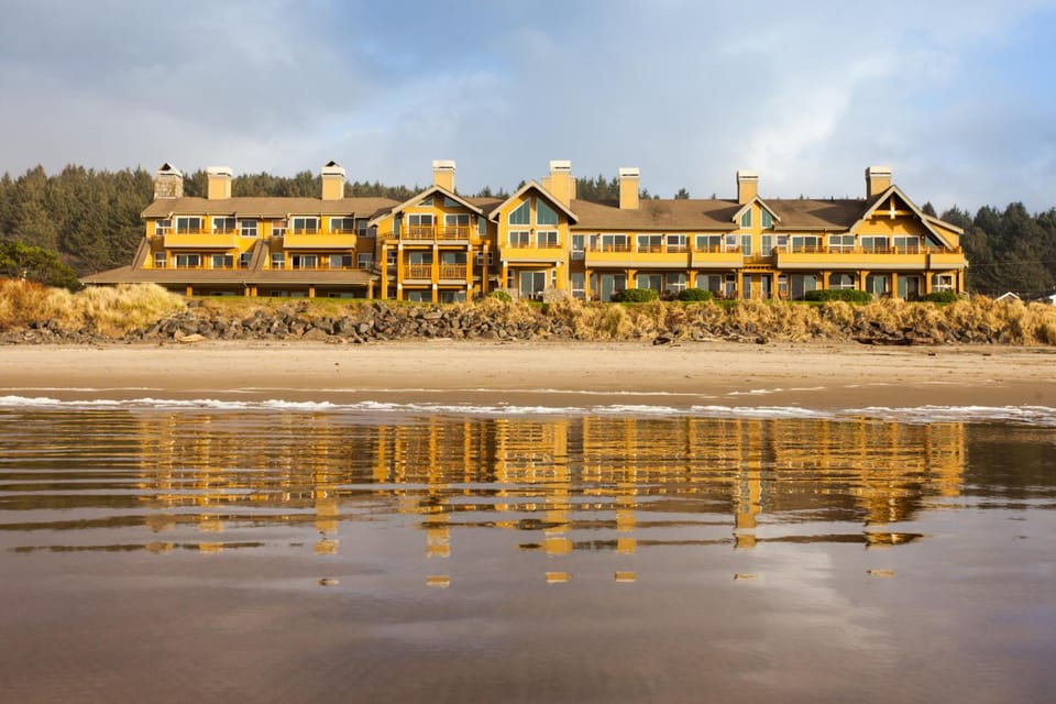 The Ocean Lodge Lodge in Tolovana Park