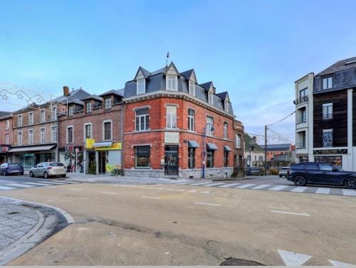Sucre sale Hotel in Wallonia, Belgium