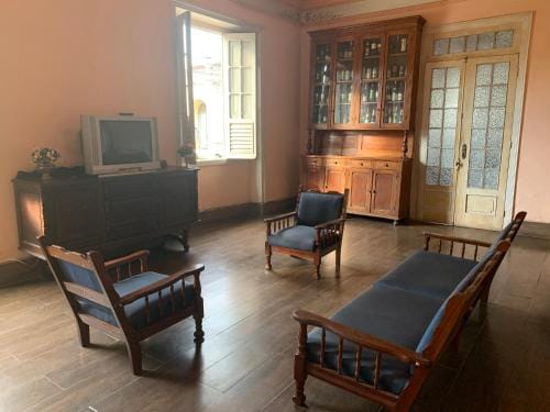 Hotel Valenciano Hotel in State of Rio de Janeiro