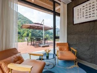 Inpool Lodge Hotel in Zhejiang