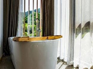 Inpool Lodge Hotel in Zhejiang
