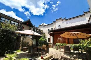 Hangzhou Qinchuan Seclusive Genealand Hotel in Hangzhou