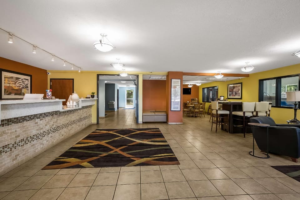 Americas Best Value Sandman Inn Motel in La Grande