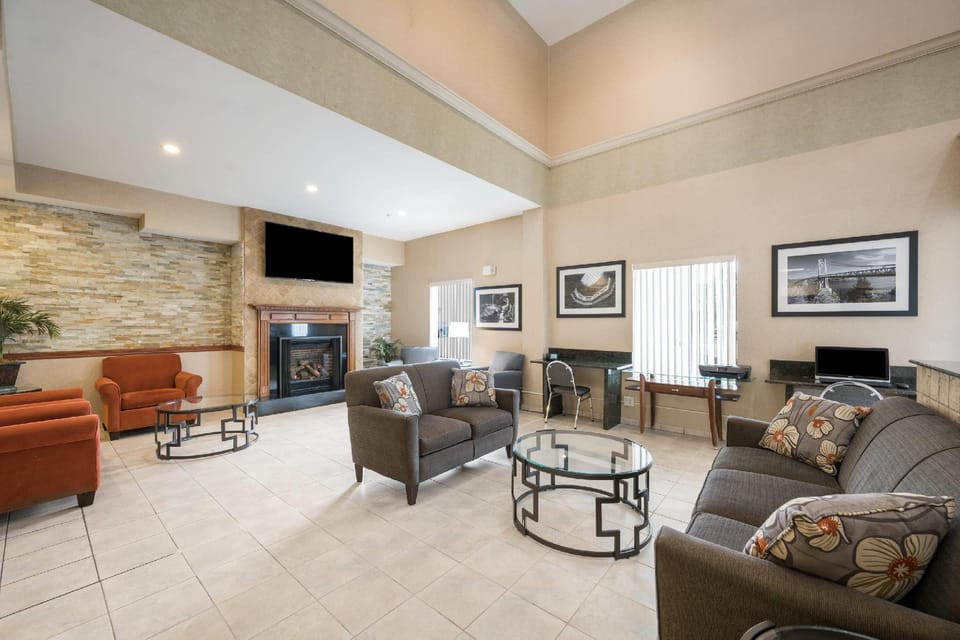 Quality Inn & Suites Fishkill South near I-84 Hotel in Hudson Valley