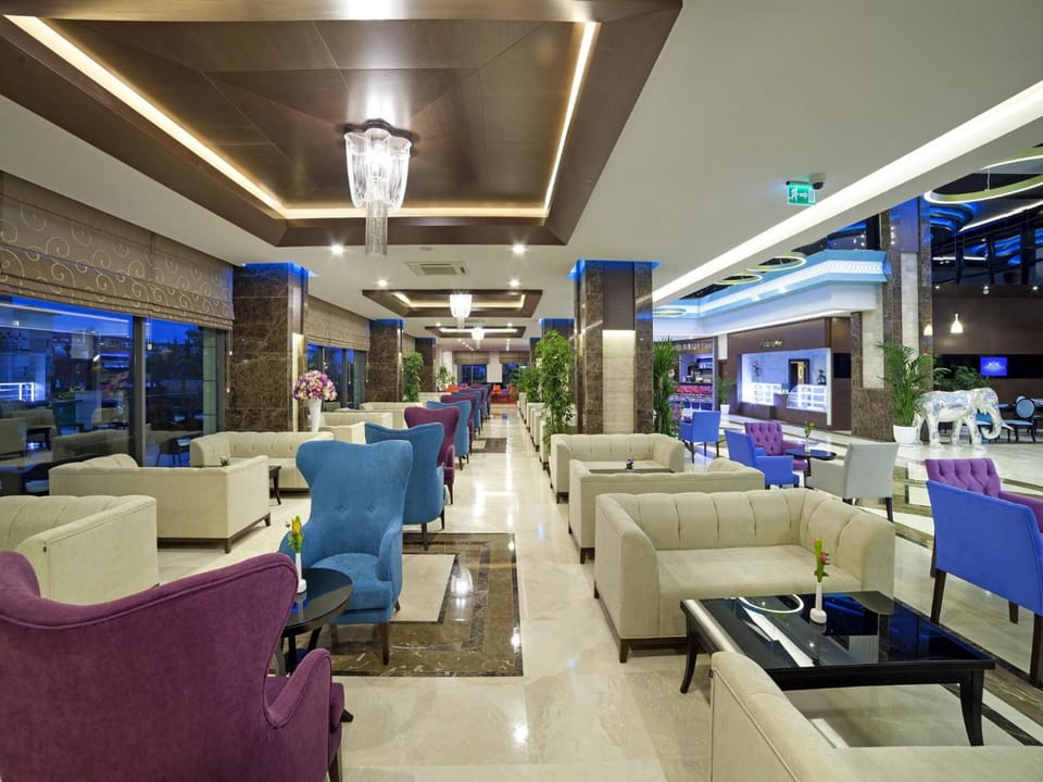 Luna Blanca Resort & Spa - All Inclusive Resort in Side