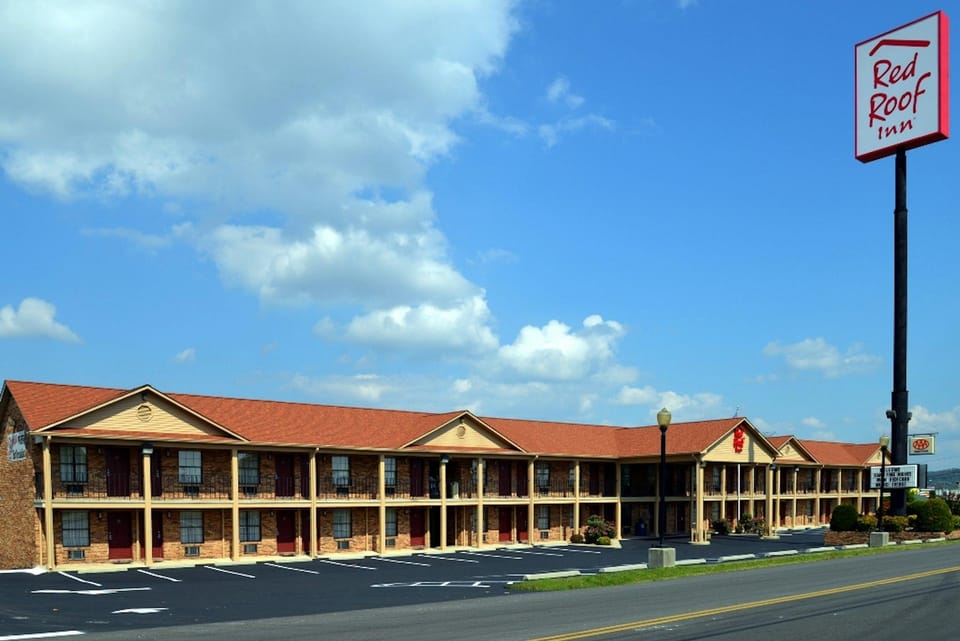 Red Roof Inn Cookeville - Tennessee Tech Hotel in Cookeville