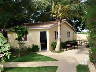 Hotel Les Flamboyants Hotel in Saly