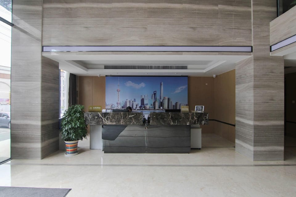 Jingda Hotel (Yizheng Wanda Plaza) Hotel in Nanjing