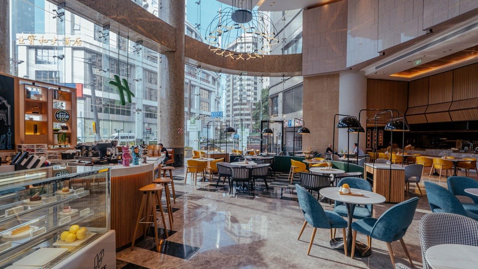 Holiday Inn Shanghai Nanjing Road By IHG Hotel in Shanghai