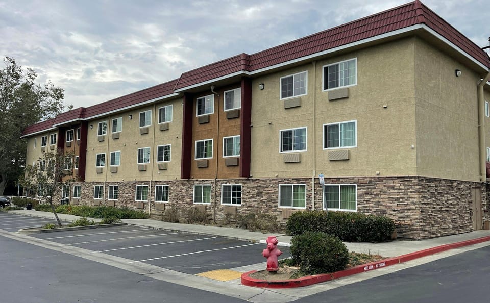 Red Roof Inn Hayward Hotel in Union City